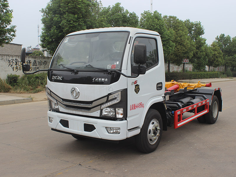 東風(fēng)D6多利卡SCS5040ZXXEQ6車廂可卸式垃圾車