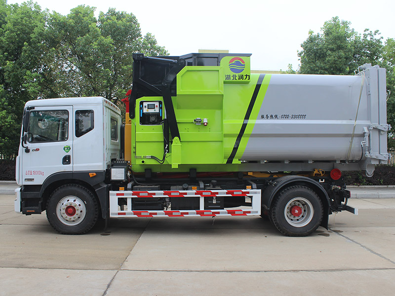 東風D9鉤臂車SCS5182ZXXEQ6車廂可卸式垃圾車