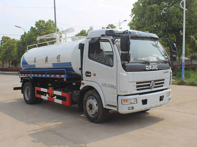 東風(fēng)多利卡8方吸糞車