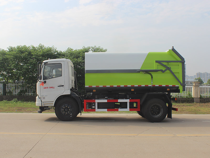 東風(fēng)天錦底盤（3800軸距）壓縮式對(duì)接垃圾車