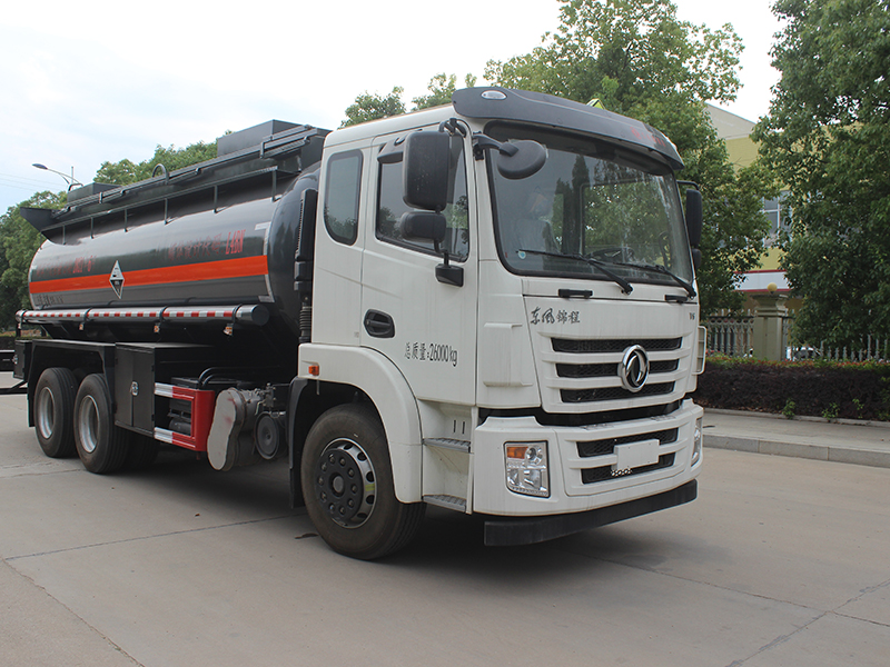 東風(fēng)隨專(zhuān)14.7立方SCS5260GFWEQ6腐蝕性物品罐式運(yùn)輸車(chē)