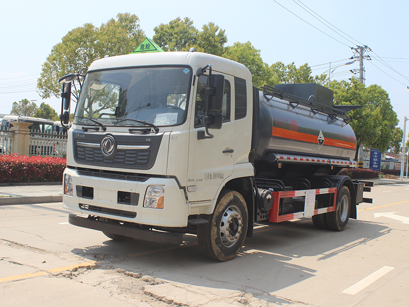 東風(fēng)天錦10.1立方SCS5181GFWDFH6腐蝕性物品罐式運輸車