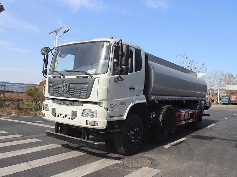 東風(fēng)天錦17.5立方SCS5253GPGDFH6普通液體運(yùn)輸車