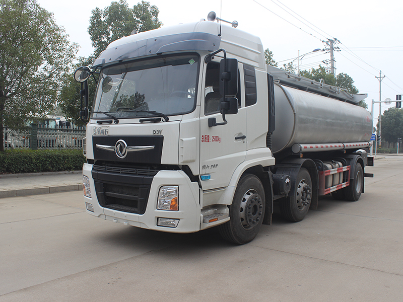 東風(fēng)專底17立方SCS5250GPGDFV6普通液體運(yùn)輸車