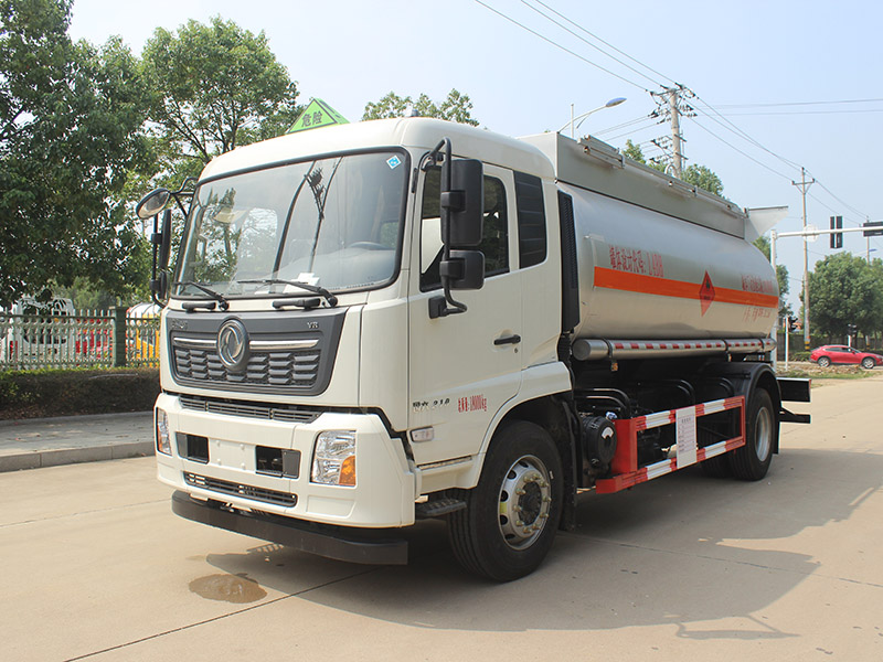 東風(fēng)天錦13.2立方SCS5181GRYDFH6易燃液體罐式運(yùn)輸車