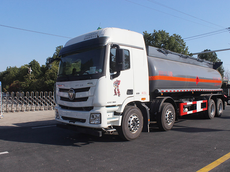 福田25立方SCS5321GRYBJ6易燃液體罐式運(yùn)輸車