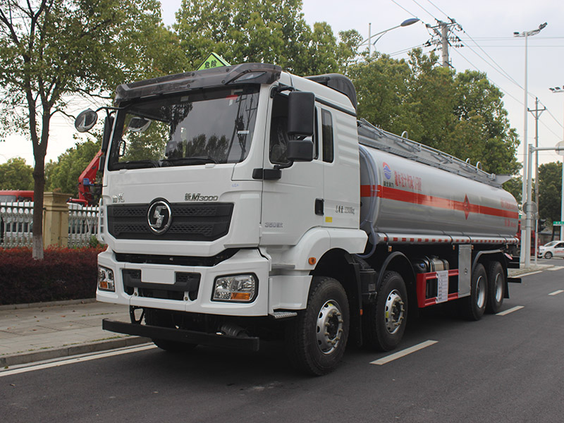 陜汽22立方SCS5323GRYSX6易燃液體罐式運(yùn)輸車