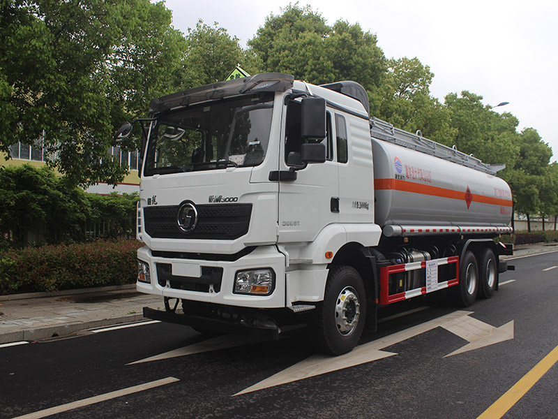 油罐車廠家解說 補(bǔ)過的輪胎還能跑高速嗎?