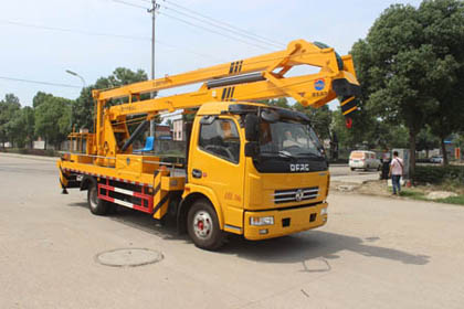 潤知星牌SCS5070JGK19EQ6型高空作業(yè)車