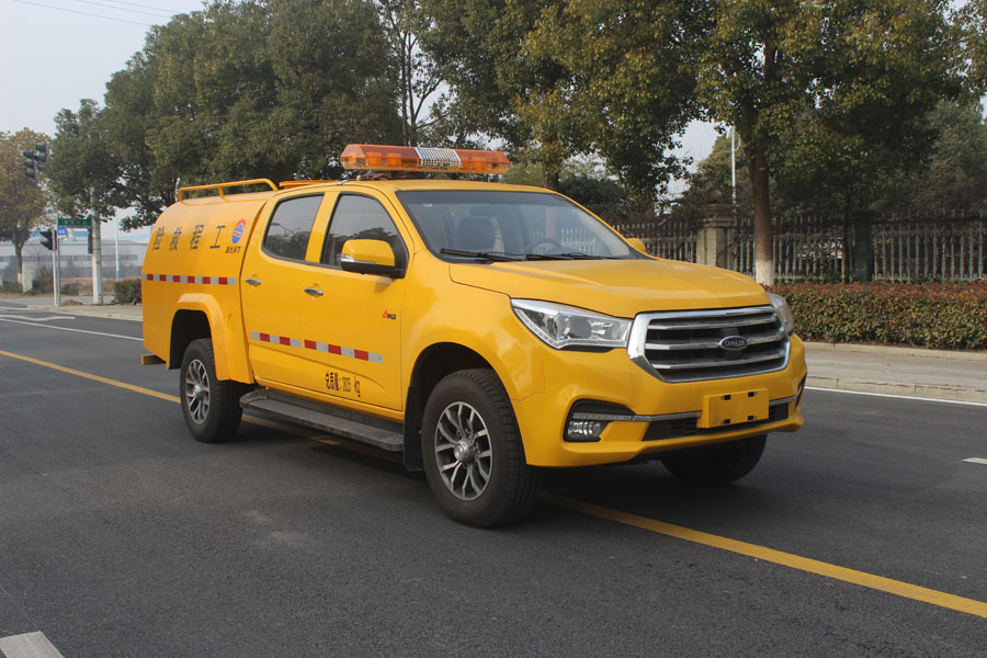潤(rùn)知星牌SCS5030XXHQL6型救險(xiǎn)車